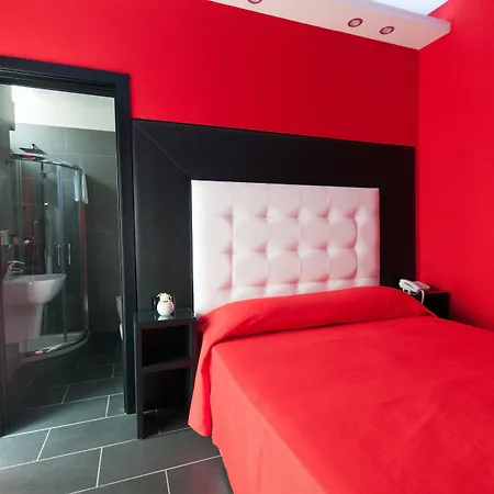 Fly Boutique מלון נאפולי