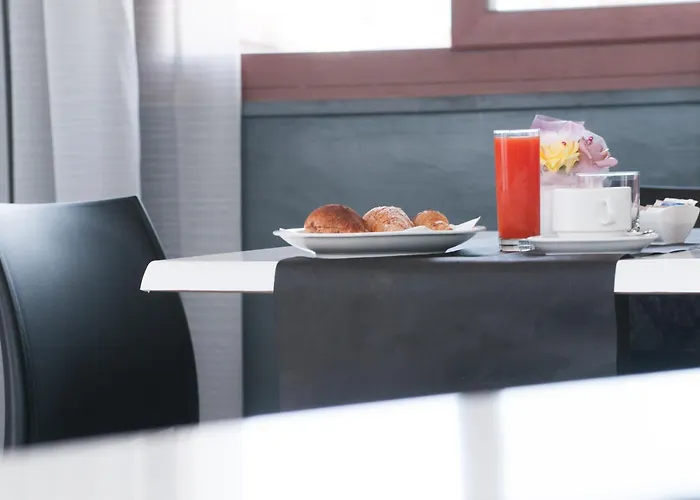 Отель Fly Boutique 3*