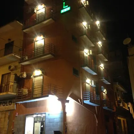 Fly Boutique Hotel Naples