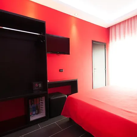 Fly Boutique 3* Naples