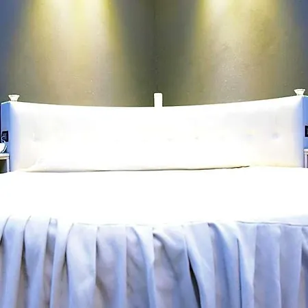 Fly Boutique Otel Napoli