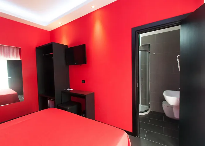 Fly Boutique Hotel 3*