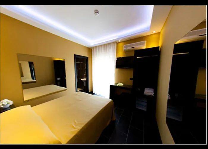 Fly Boutique Hotel Nápoles