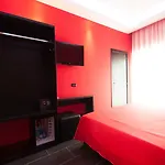 Fly Boutique