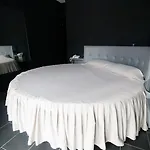 Fly Boutique 3* נאפולי
