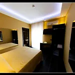 Fly Boutique Hotel Napoli