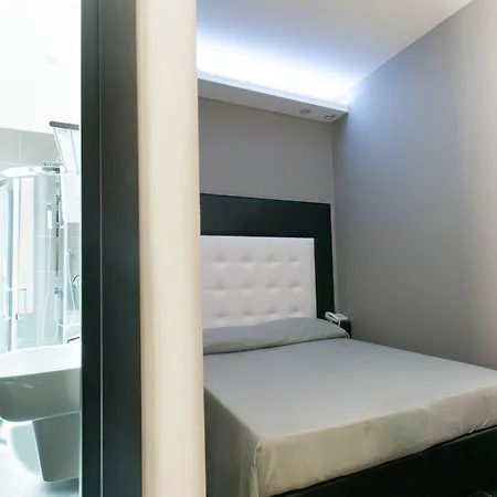 Fly Boutique 3*